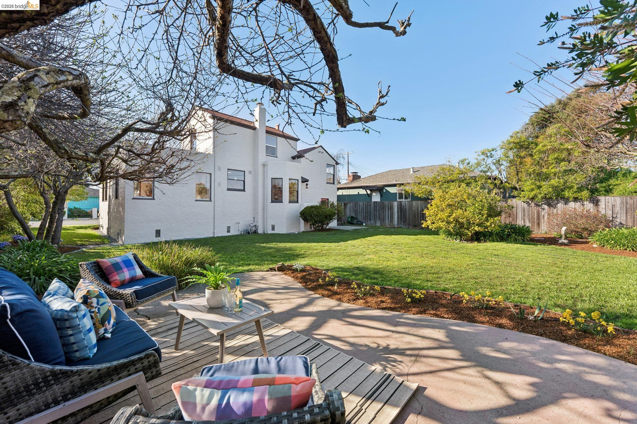 Detail Gallery Image 43 of 60 For 636 38th St, Richmond,  CA 94805 - 3 Beds | 2 Baths