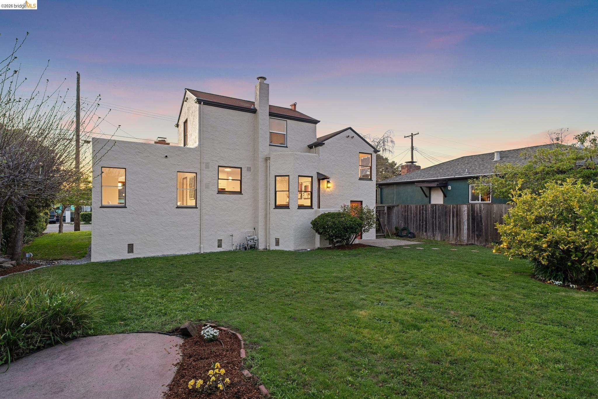 Detail Gallery Image 52 of 60 For 636 38th St, Richmond,  CA 94805 - 3 Beds | 2 Baths