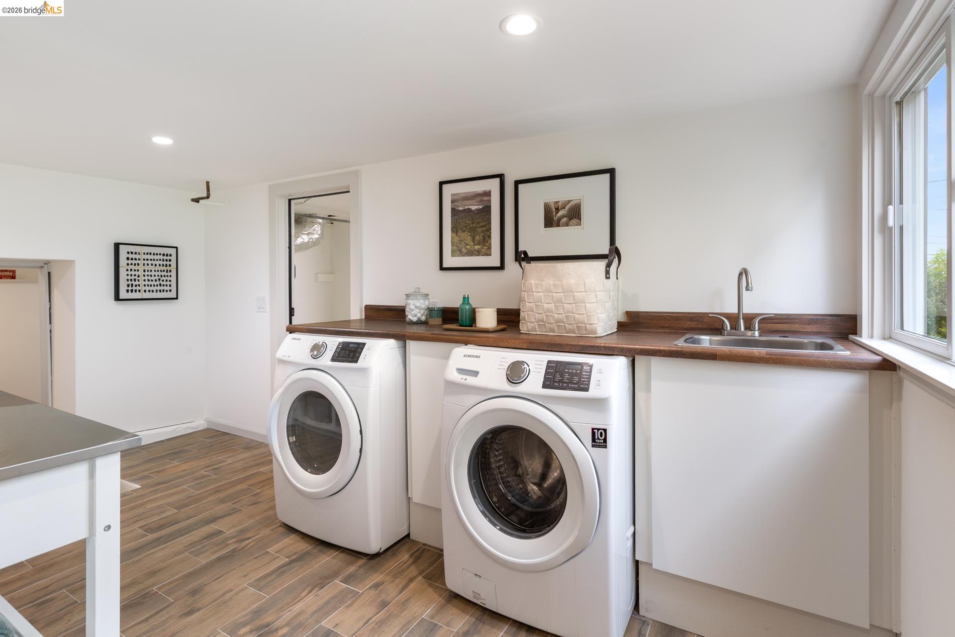 Detail Gallery Image 25 of 60 For 589 San Luis Rd., Berkeley,  CA 94707-1723 - 4 Beds | 2 Baths