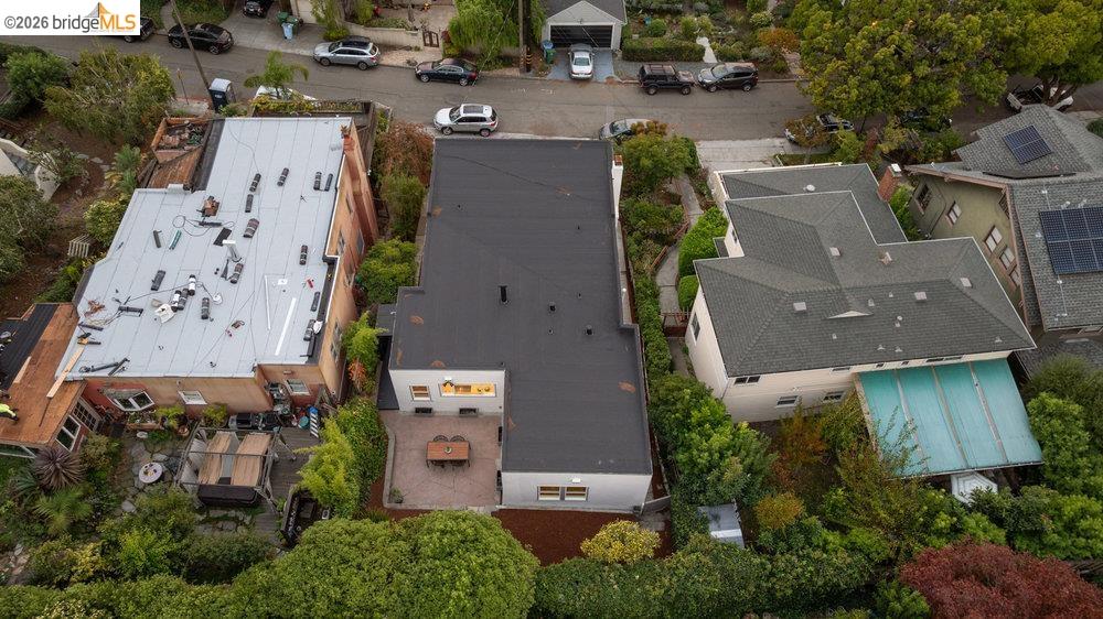 Detail Gallery Image 48 of 60 For 589 San Luis Rd., Berkeley,  CA 94707-1723 - 4 Beds | 2 Baths