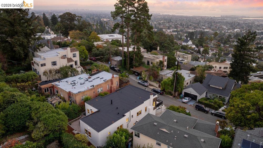 Detail Gallery Image 50 of 60 For 589 San Luis Rd., Berkeley,  CA 94707-1723 - 4 Beds | 2 Baths