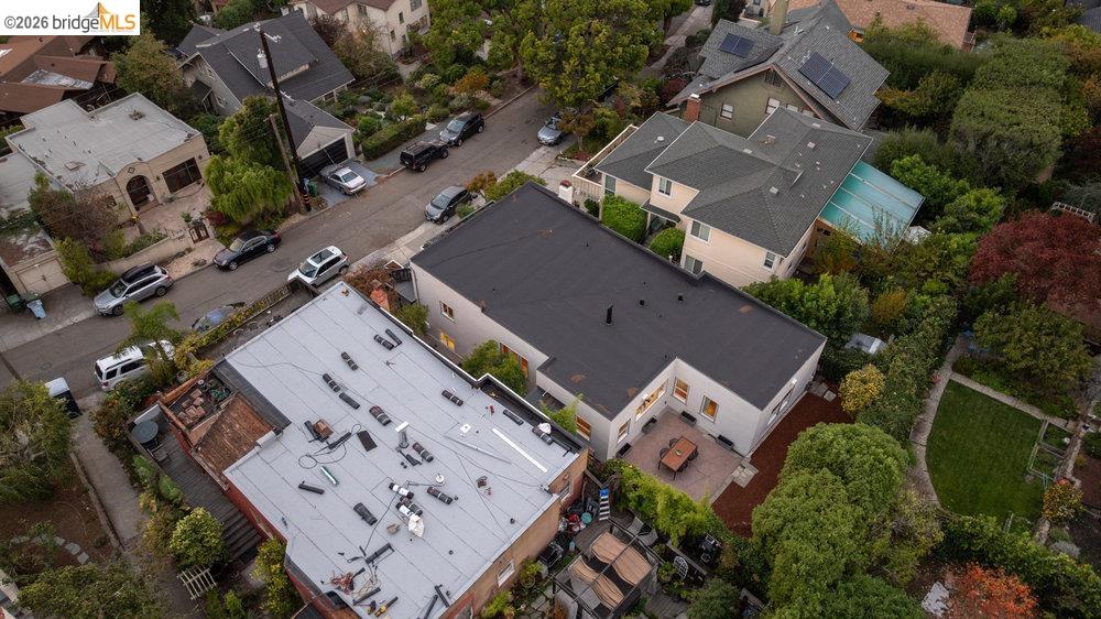 Detail Gallery Image 51 of 60 For 589 San Luis Rd., Berkeley,  CA 94707-1723 - 4 Beds | 2 Baths