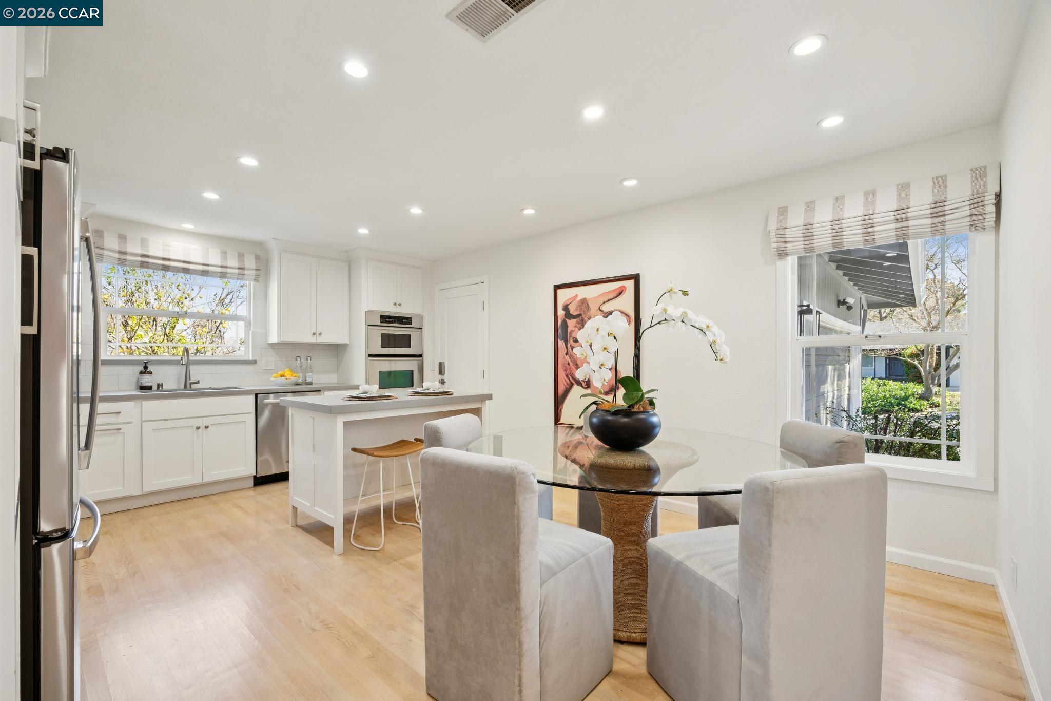 Detail Gallery Image 12 of 46 For 1651 Mendota Court, Walnut Creek,  CA 94597 - 3 Beds | 2 Baths