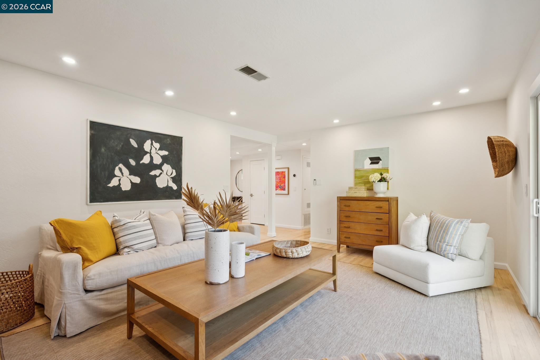 Detail Gallery Image 15 of 46 For 1651 Mendota Court, Walnut Creek,  CA 94597 - 3 Beds | 2 Baths