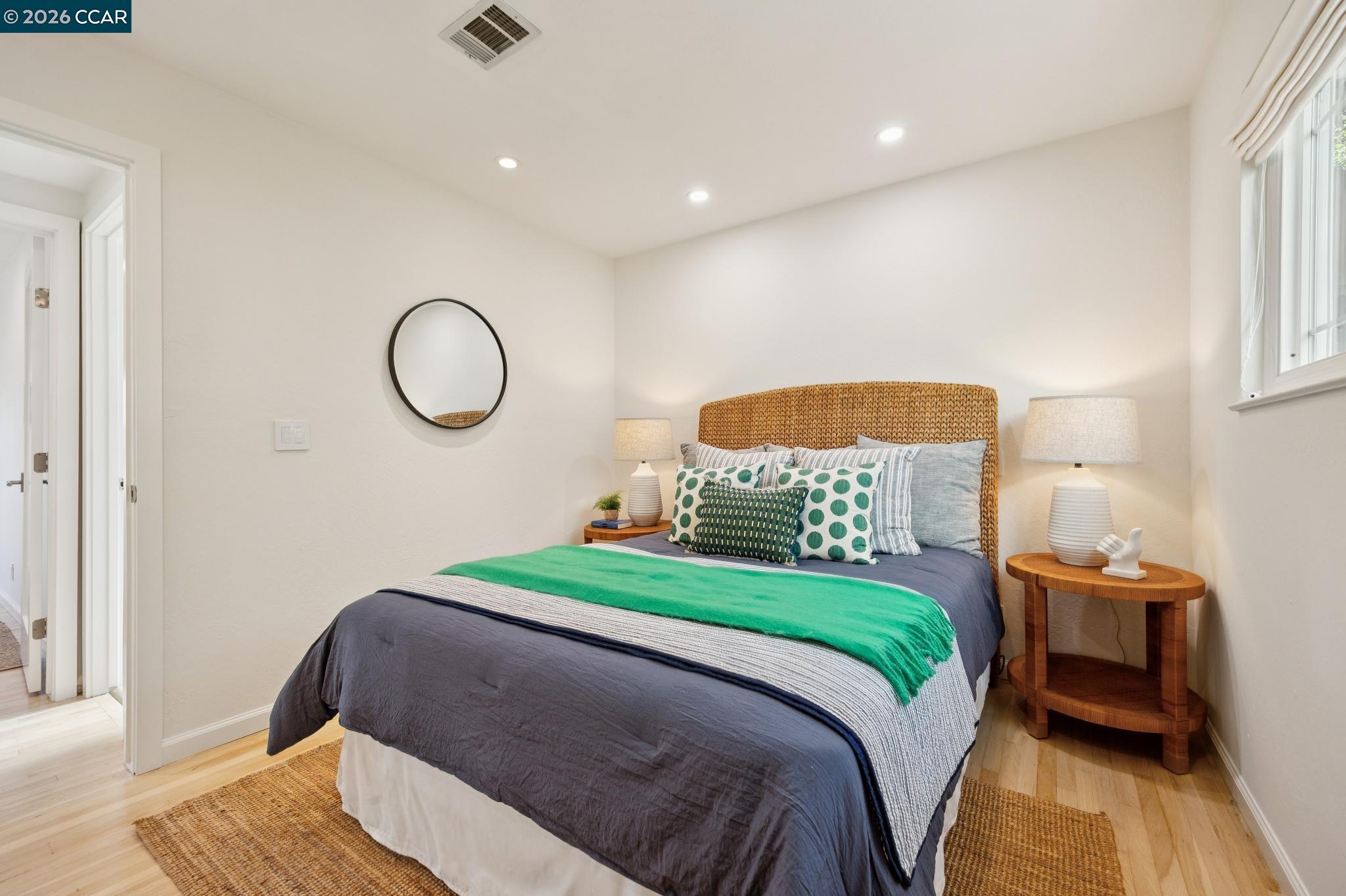 Detail Gallery Image 24 of 46 For 1651 Mendota Court, Walnut Creek,  CA 94597 - 3 Beds | 2 Baths