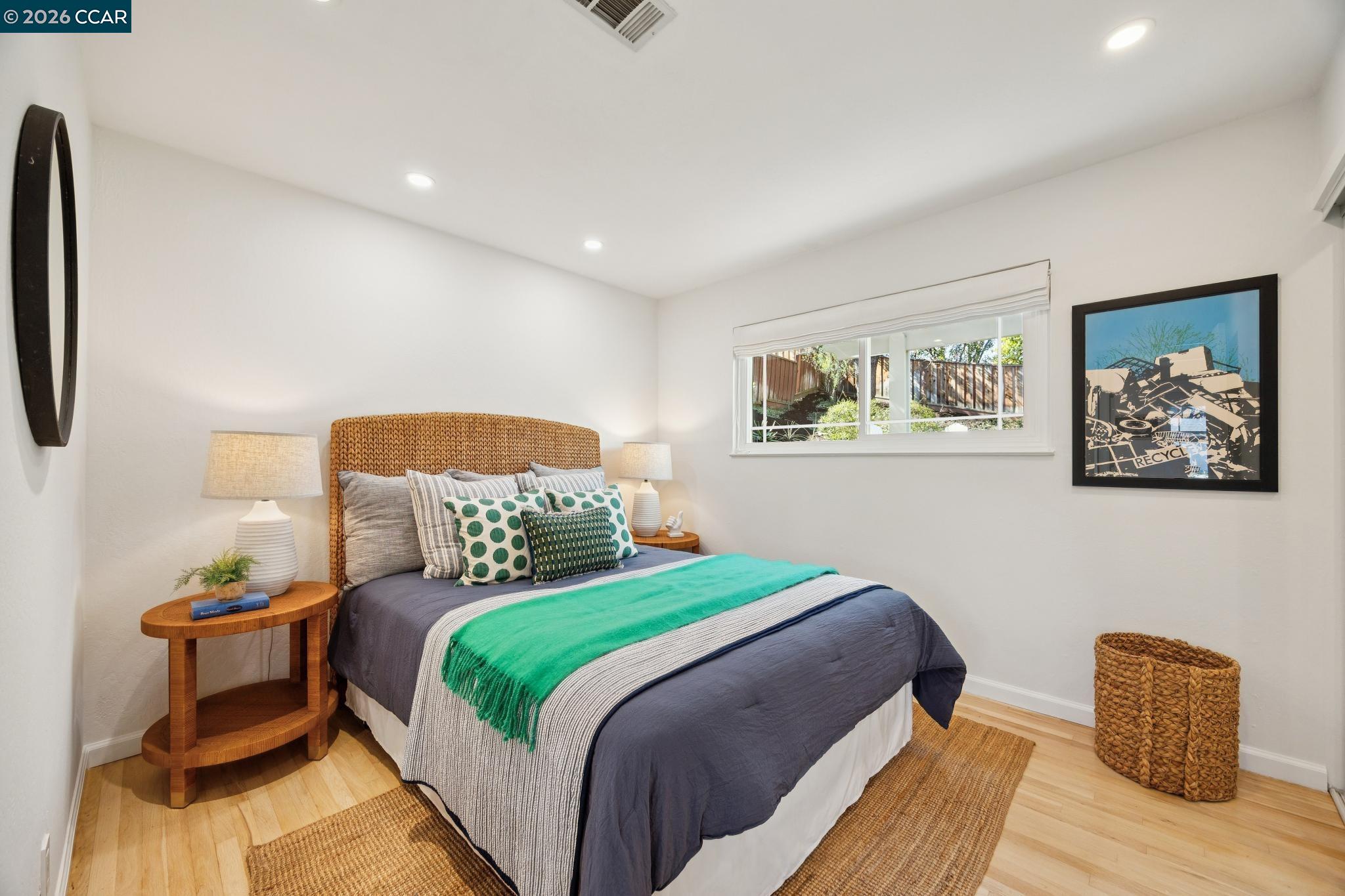 Detail Gallery Image 26 of 46 For 1651 Mendota Court, Walnut Creek,  CA 94597 - 3 Beds | 2 Baths