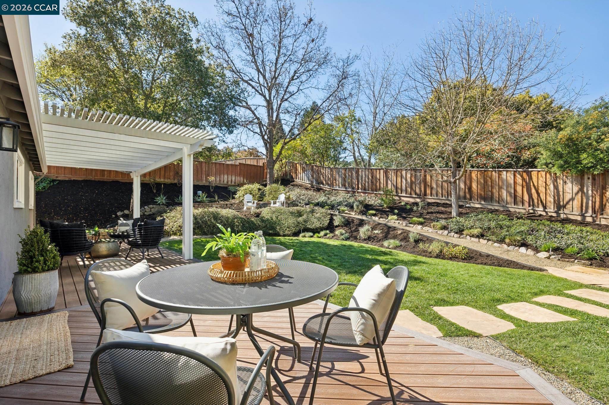 Detail Gallery Image 38 of 46 For 1651 Mendota Court, Walnut Creek,  CA 94597 - 3 Beds | 2 Baths