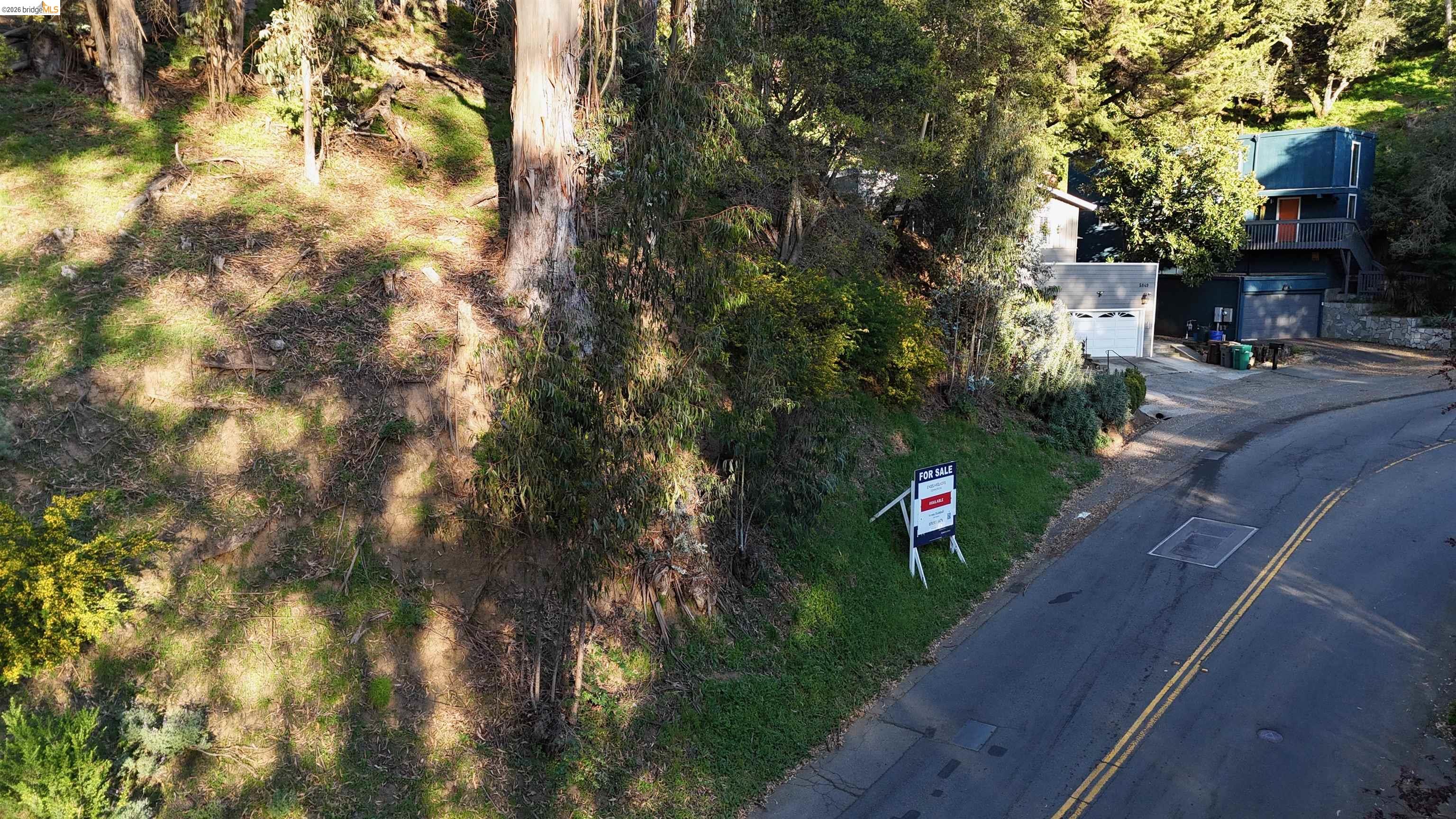 5847 Ascot Dr, Oakland, CA, 94611