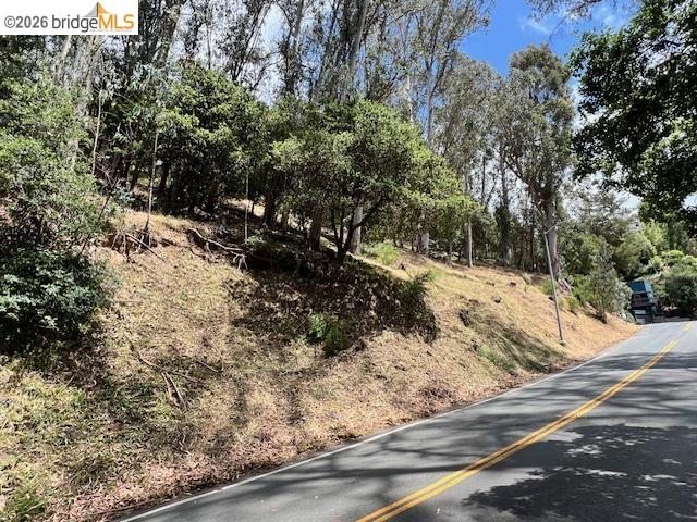 Detail Gallery Image 18 of 23 For 5847 Ascot Dr, Oakland,  CA 94611 - – Beds | – Baths