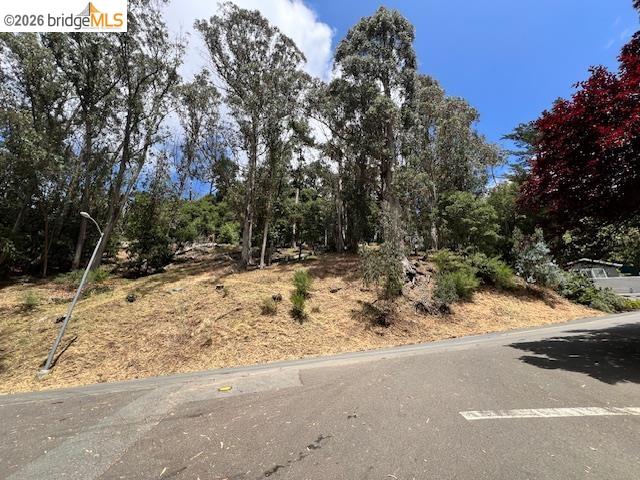 Detail Gallery Image 19 of 23 For 5847 Ascot Dr, Oakland,  CA 94611 - – Beds | – Baths