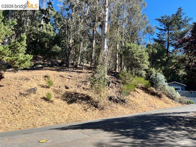 Detail Gallery Image 10 of 23 For 5847 Ascot Dr, Oakland,  CA 94611 - – Beds | – Baths