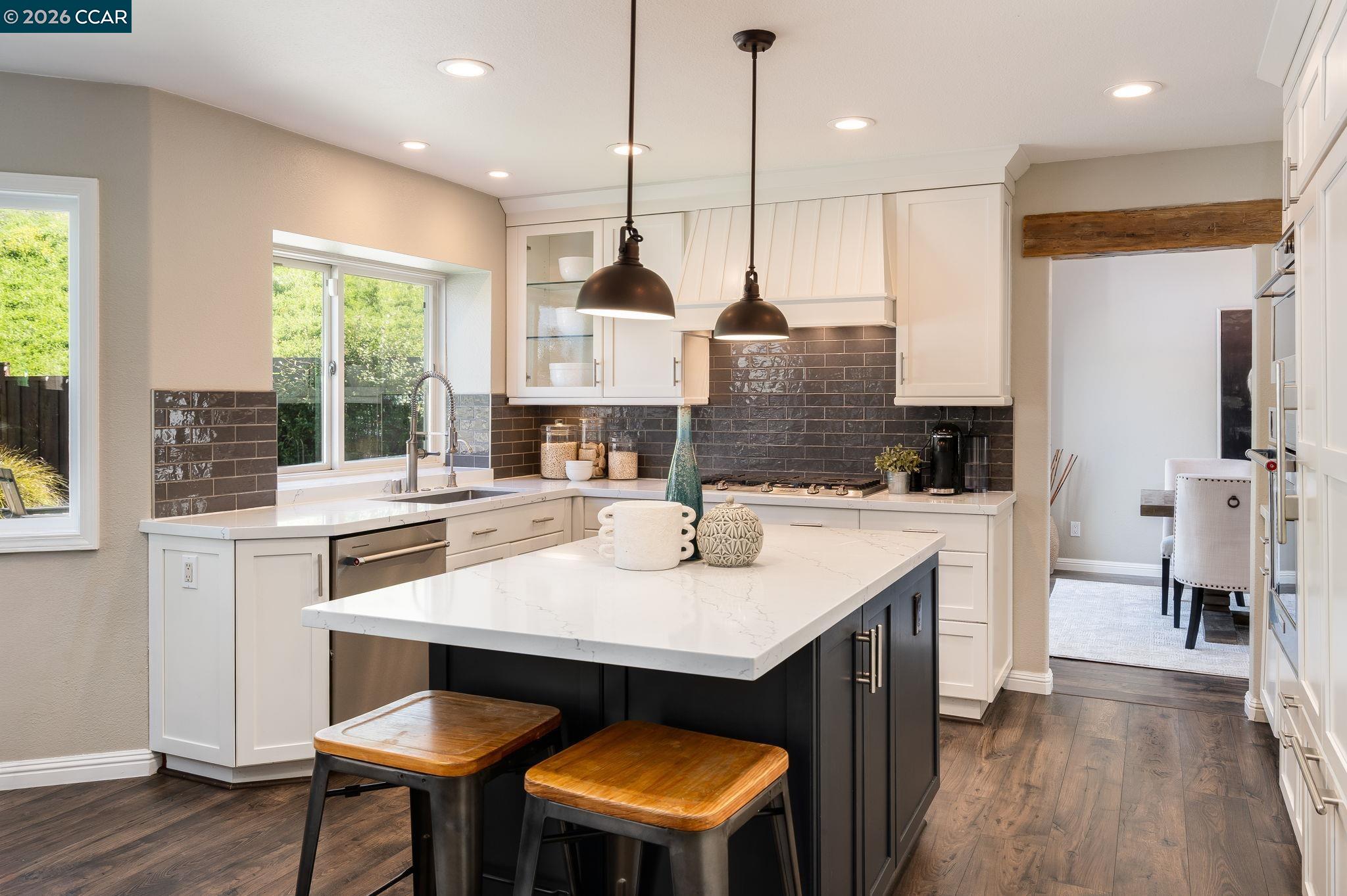 Detail Gallery Image 20 of 56 For 92 Hillview Dr, Danville,  CA 94506 - 5 Beds | 3 Baths