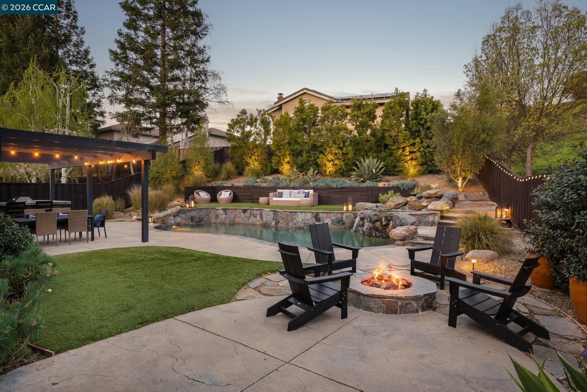 Detail Gallery Image 43 of 56 For 92 Hillview Dr, Danville,  CA 94506 - 5 Beds | 3 Baths