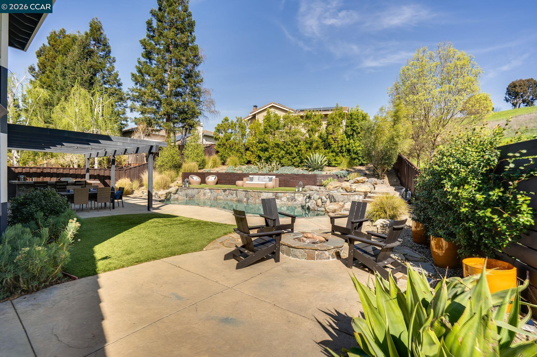 Detail Gallery Image 44 of 56 For 92 Hillview Dr, Danville,  CA 94506 - 5 Beds | 3 Baths