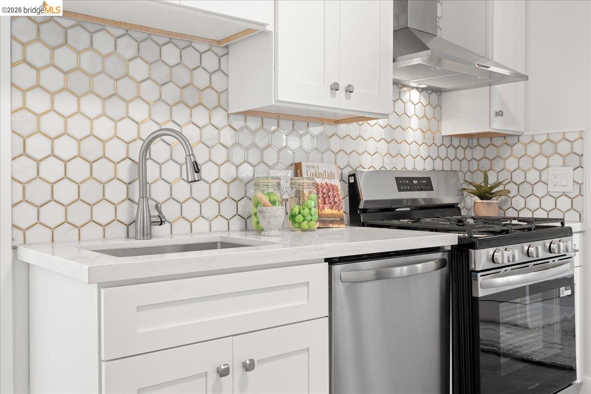 Detail Gallery Image 25 of 46 For 1261 61st St, Emeryville,  CA 94608 - – Beds | – Baths