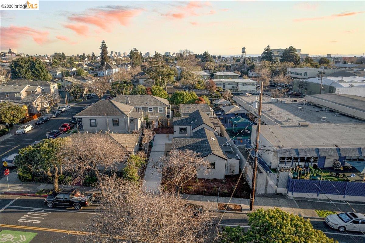 Detail Gallery Image 35 of 46 For 1261 61st St, Emeryville,  CA 94608 - – Beds | – Baths