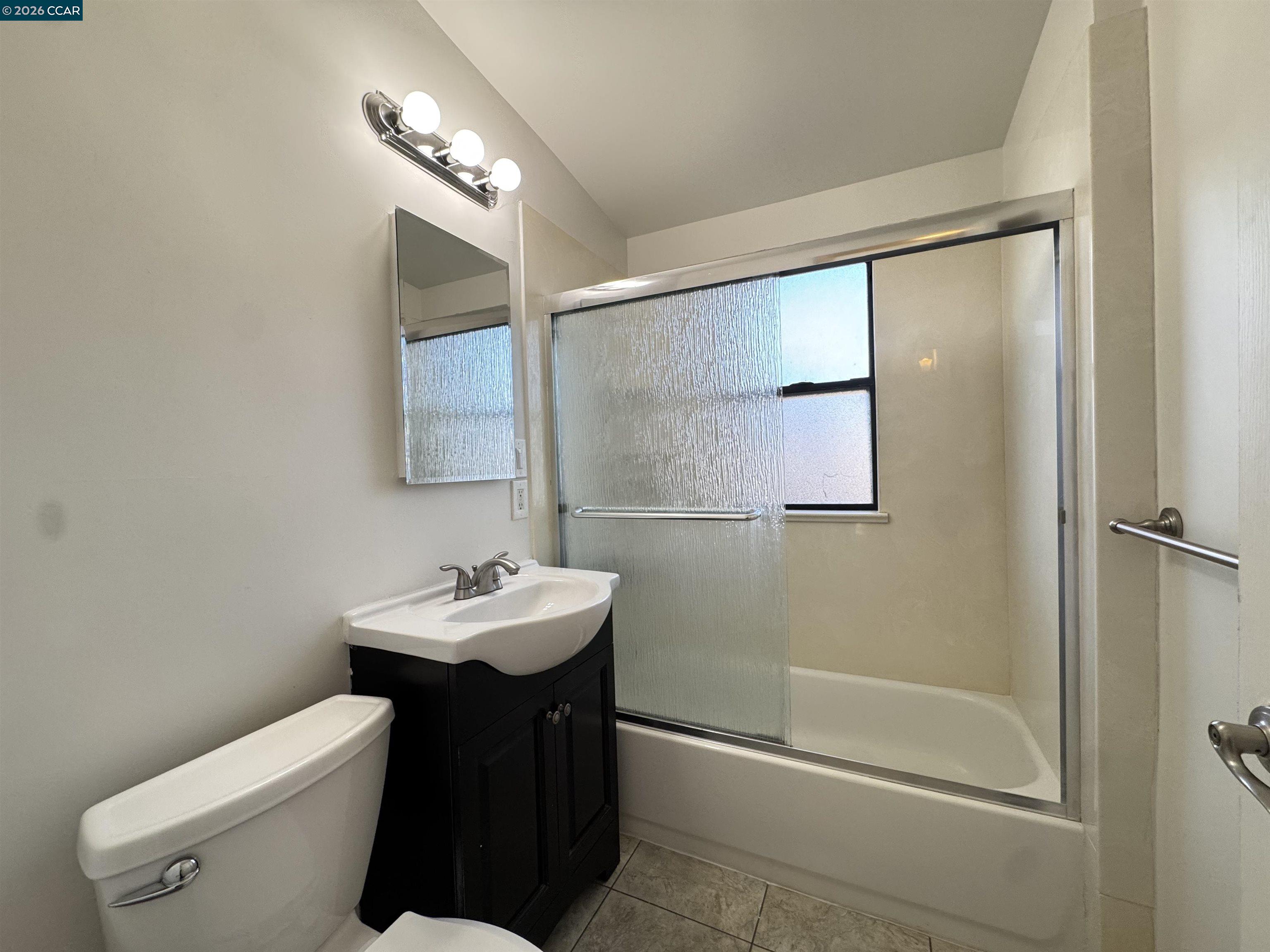 Detail Gallery Image 19 of 26 For 1841 Mayette Ave, Concord,  CA 94520 - 3 Beds | 2 Baths