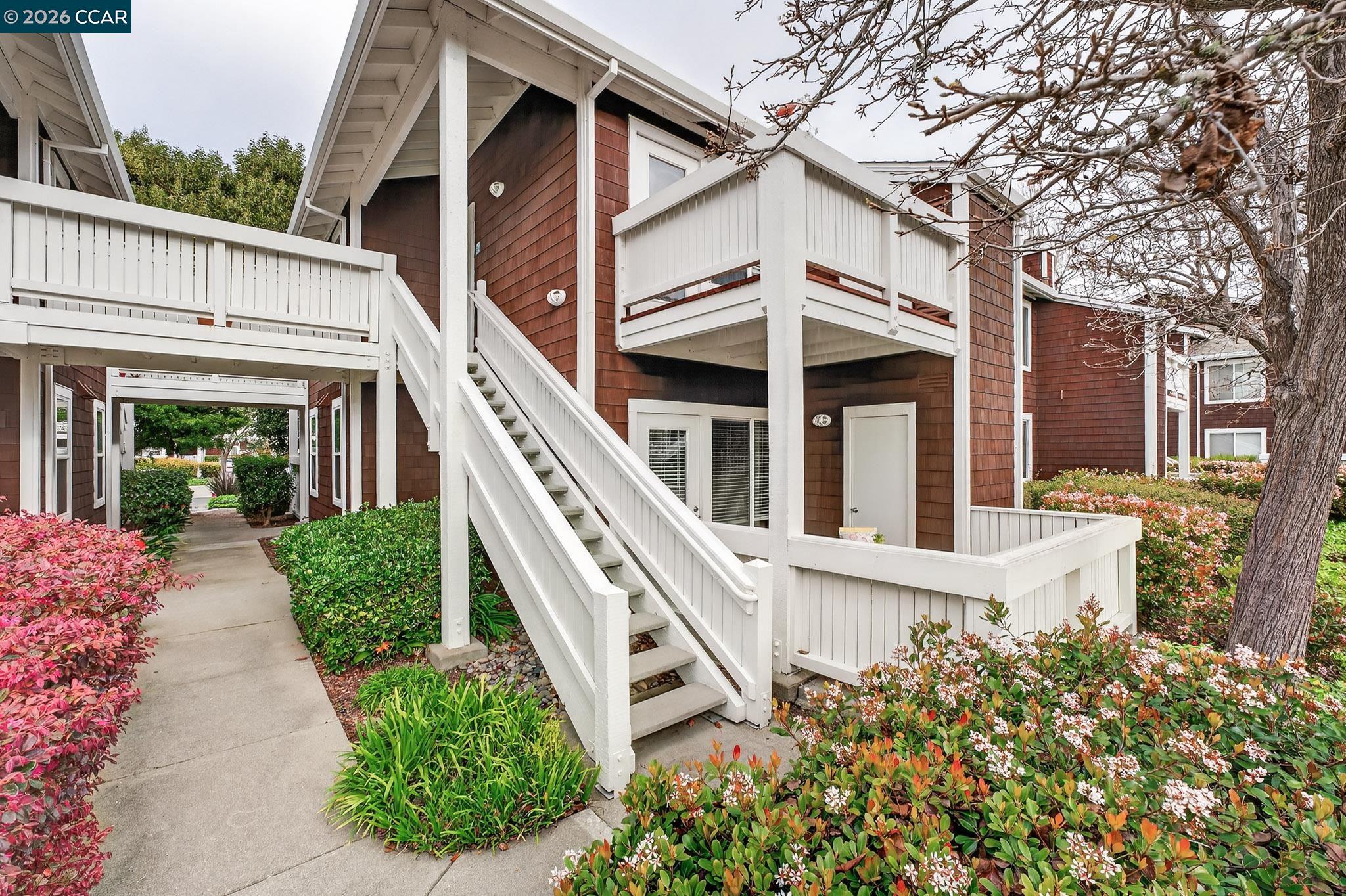 161 Marina Lakes Dr, Richmond, CA, 94804