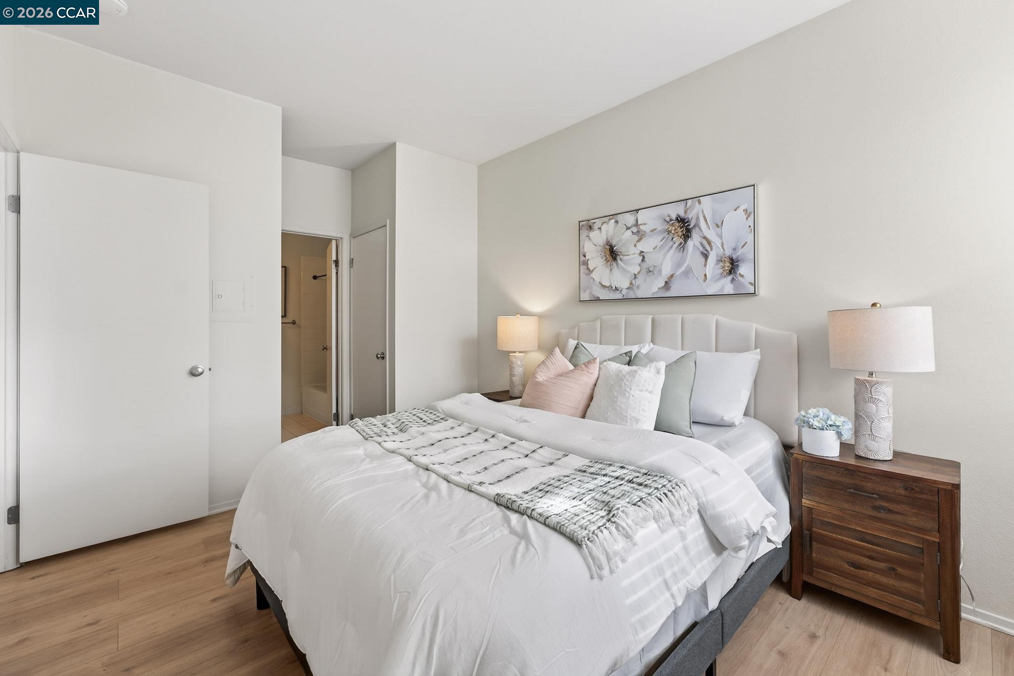 Photo #12: 41126331 Listing: Photo #12