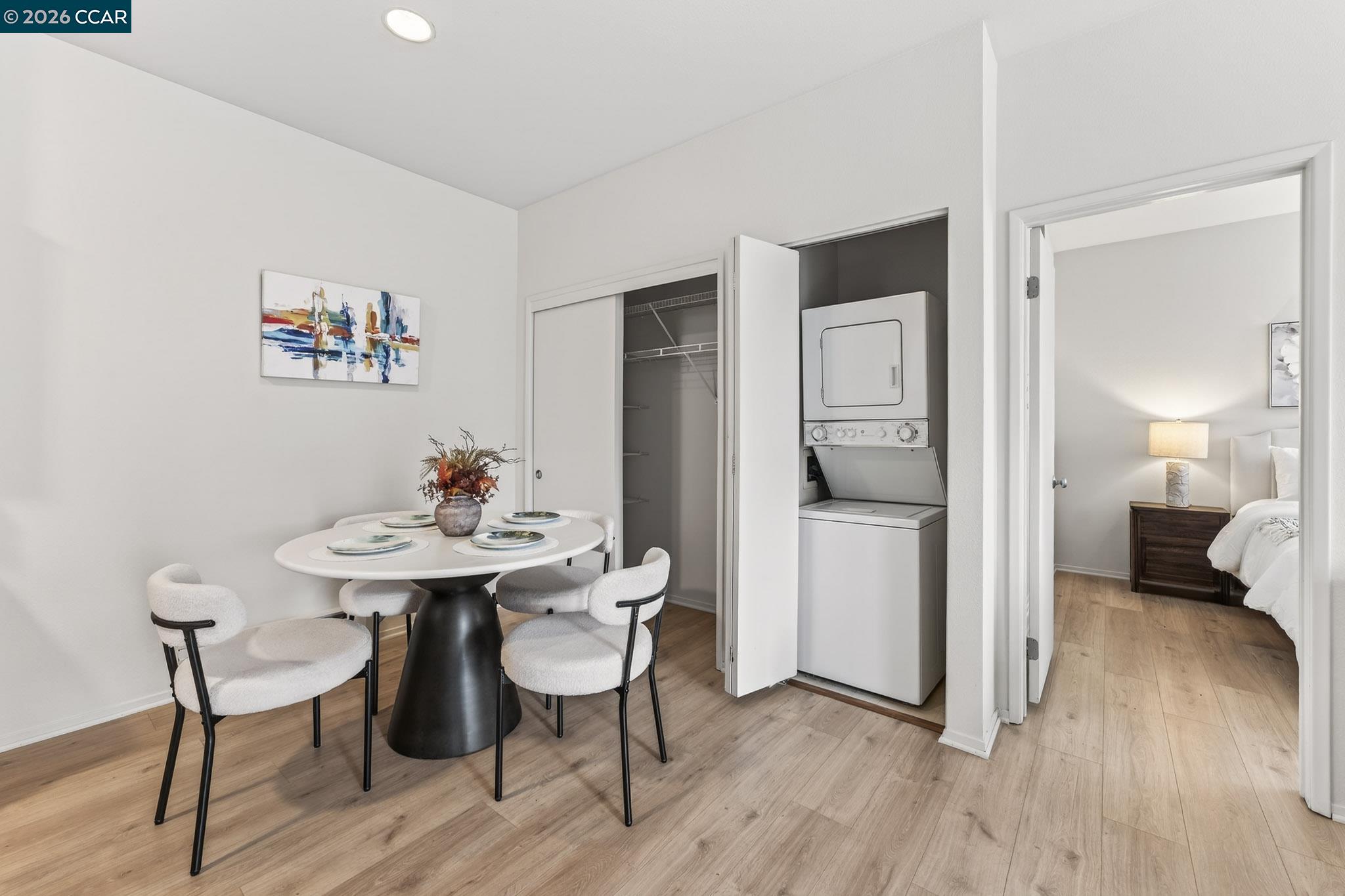 Photo #8: 41126331 Listing: Photo #8