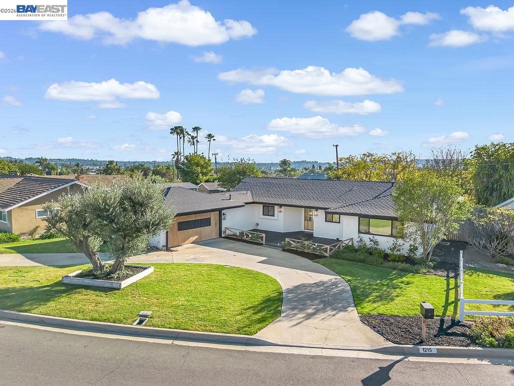 Detail Gallery Image 5 of 47 For 1215 Wardman Dr, Brea,  CA 92821 - 4 Beds | 2 Baths