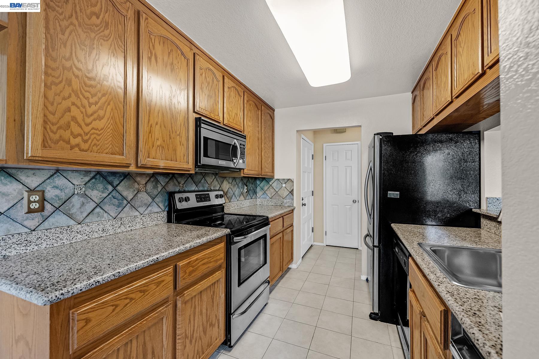 Photo #4: 41126336 Listing: Photo #4