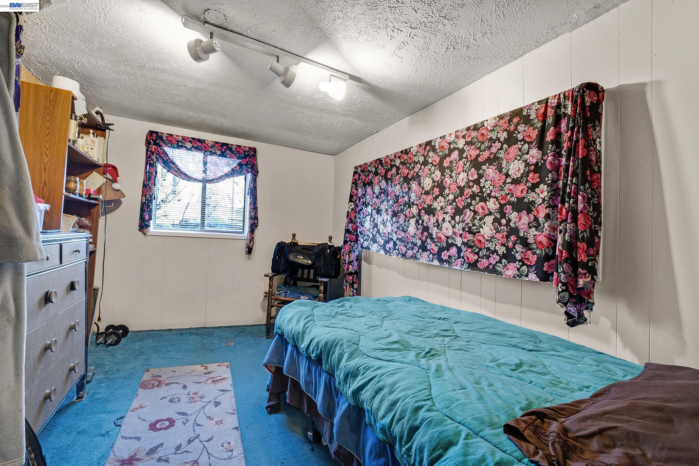 Detail Gallery Image 21 of 54 For 1177 Thiel Rd, Hayward,  CA 94544 - – Beds | – Baths