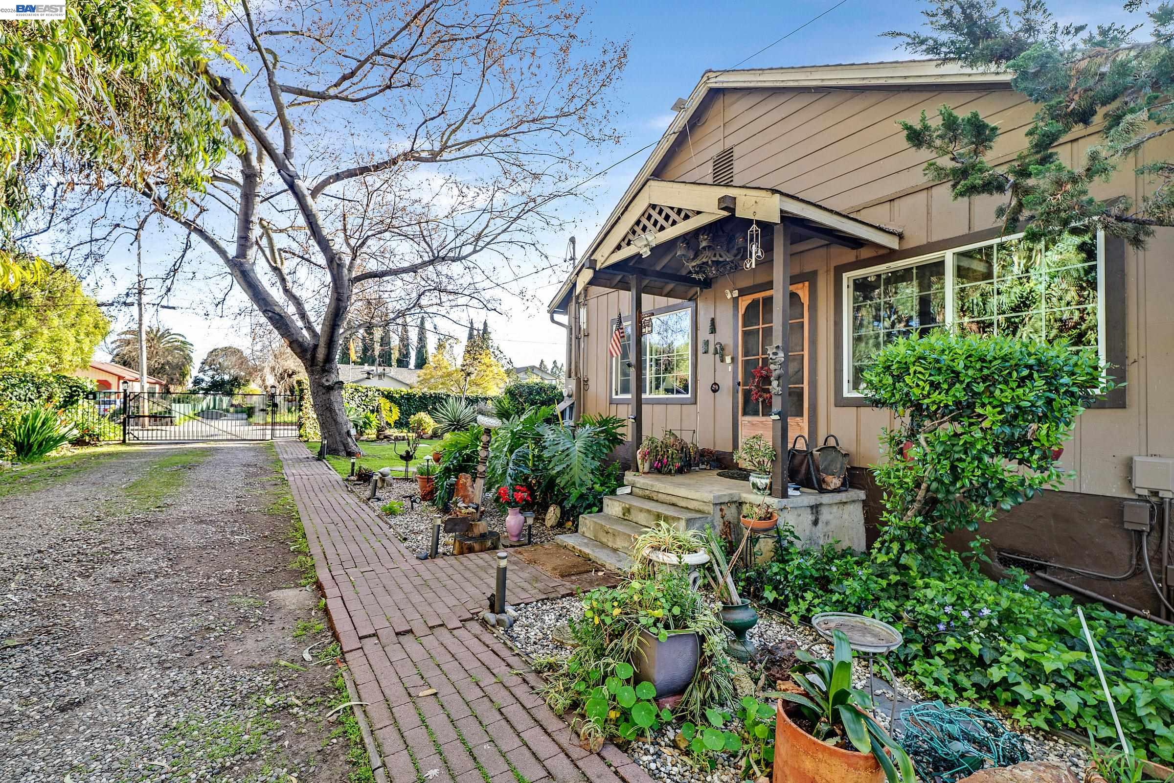 Detail Gallery Image 44 of 54 For 1177 Thiel Rd, Hayward,  CA 94544 - – Beds | – Baths