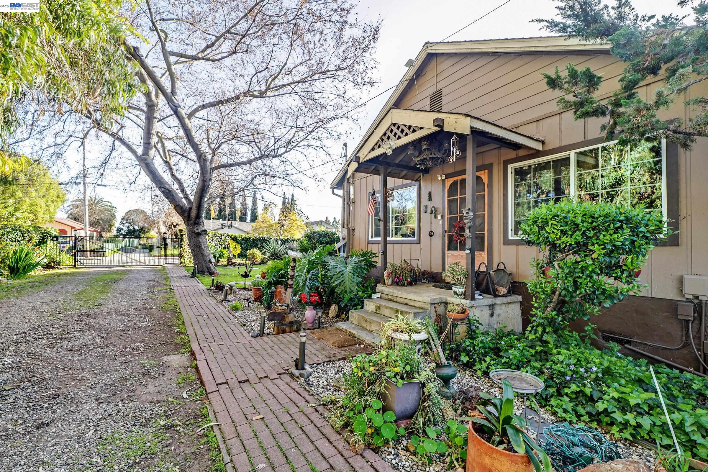 Detail Gallery Image 45 of 54 For 1177 Thiel Rd, Hayward,  CA 94544 - – Beds | – Baths