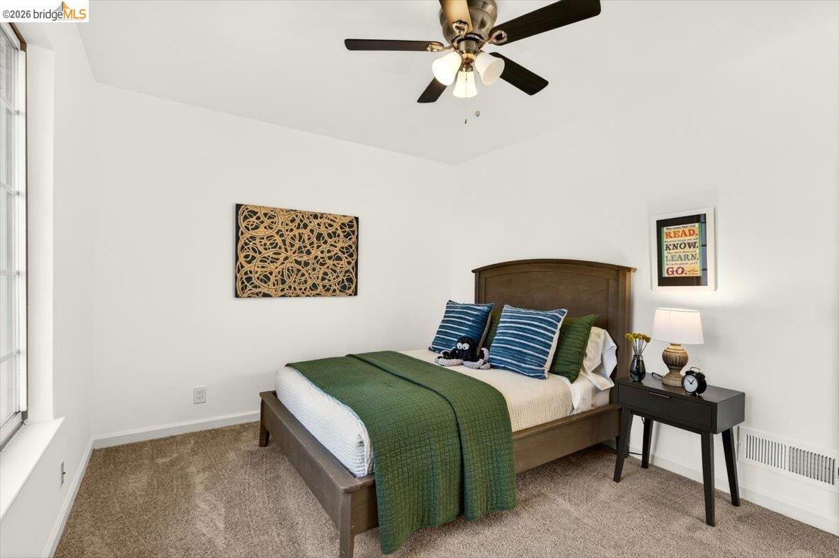 Detail Gallery Image 31 of 55 For 10565 Englewood Drive, Oakland,  CA 94605-5013 - 4 Beds | 2/1 Baths