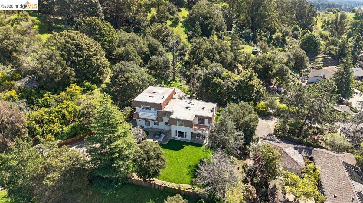 Detail Gallery Image 46 of 55 For 10565 Englewood Drive, Oakland,  CA 94605-5013 - 4 Beds | 2/1 Baths