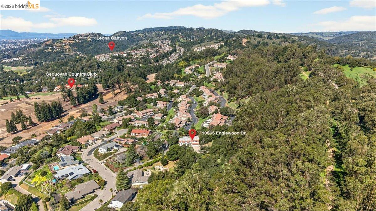 Detail Gallery Image 48 of 55 For 10565 Englewood Drive, Oakland,  CA 94605-5013 - 4 Beds | 2/1 Baths