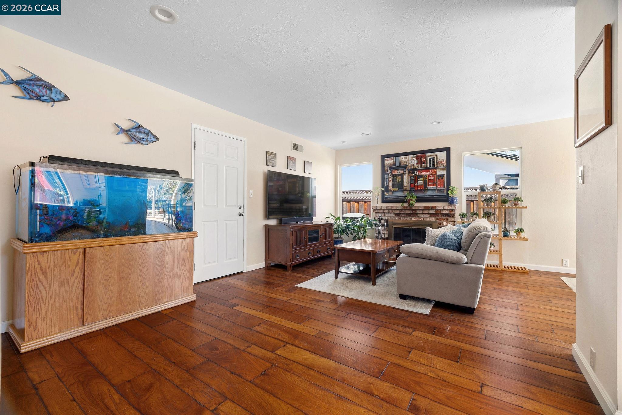 Detail Gallery Image 21 of 46 For 3636 Shenandoah Ct, Pleasanton,  CA 94588 - 4 Beds | 2 Baths