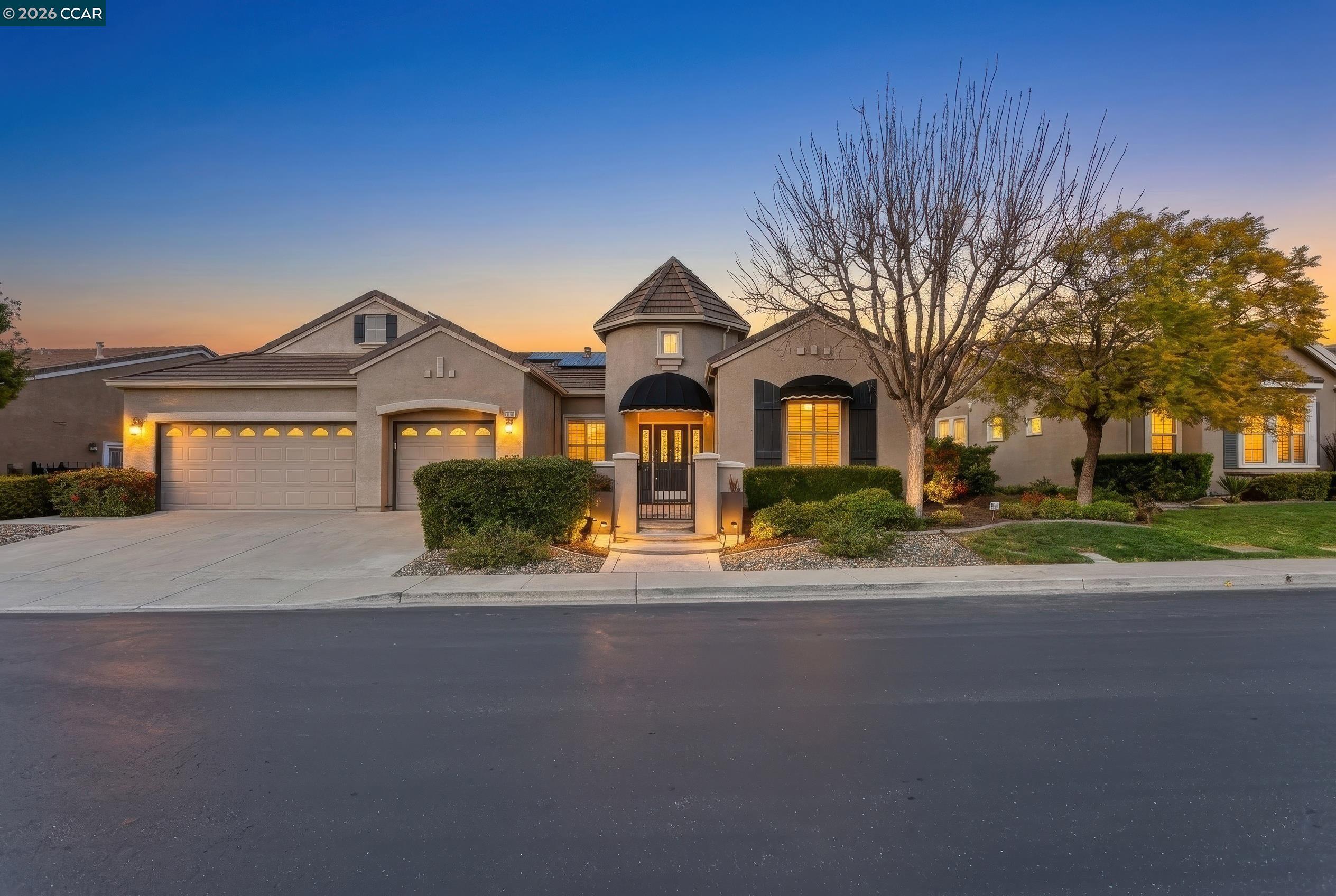 Detail Gallery Image 4 of 57 For 2041 Kent Dr, Brentwood,  CA 94513 - 3 Beds | 2/1 Baths