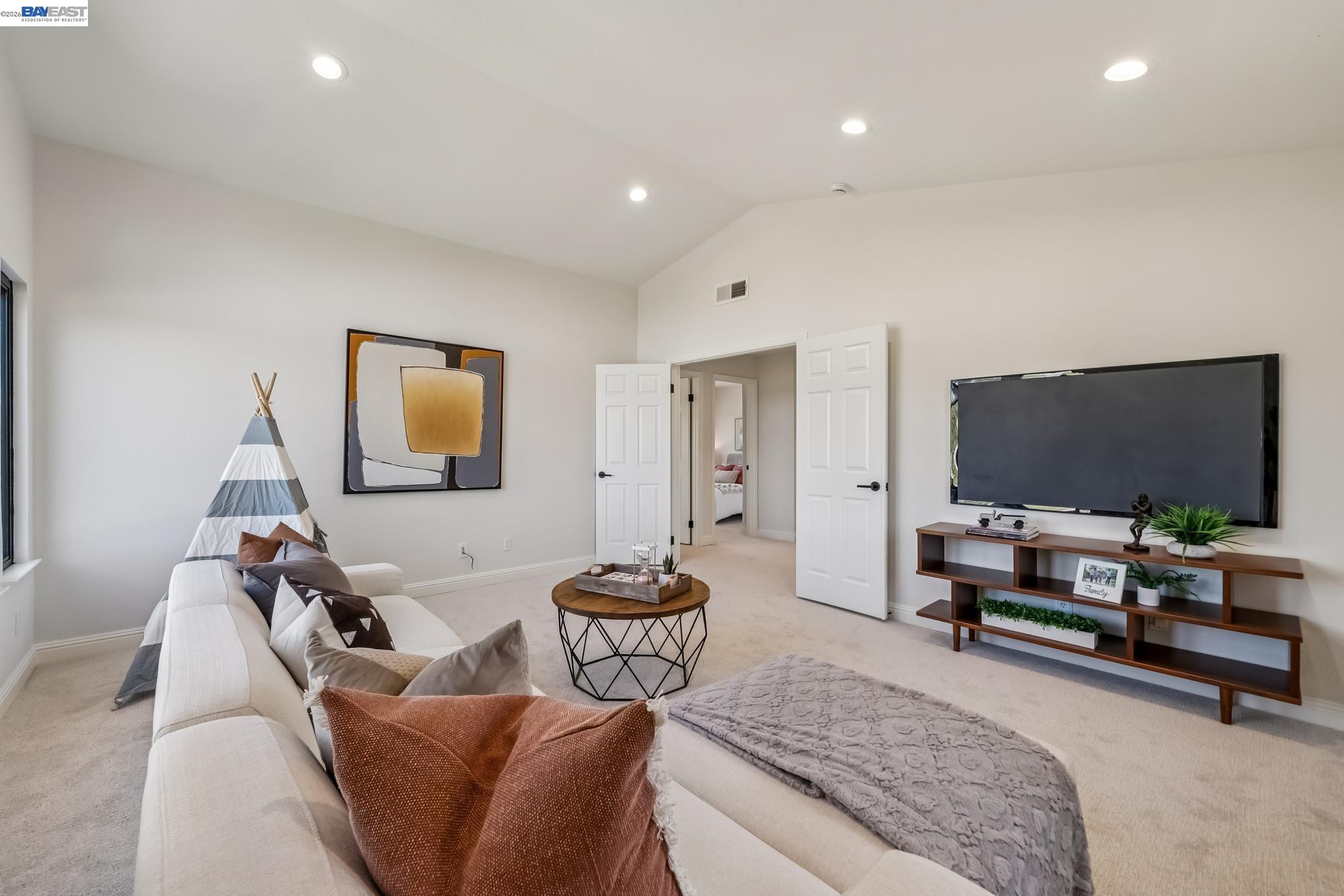 Detail Gallery Image 40 of 59 For 1039 Hopkins Way, Pleasanton,  CA 94566 - 5 Beds | 3 Baths