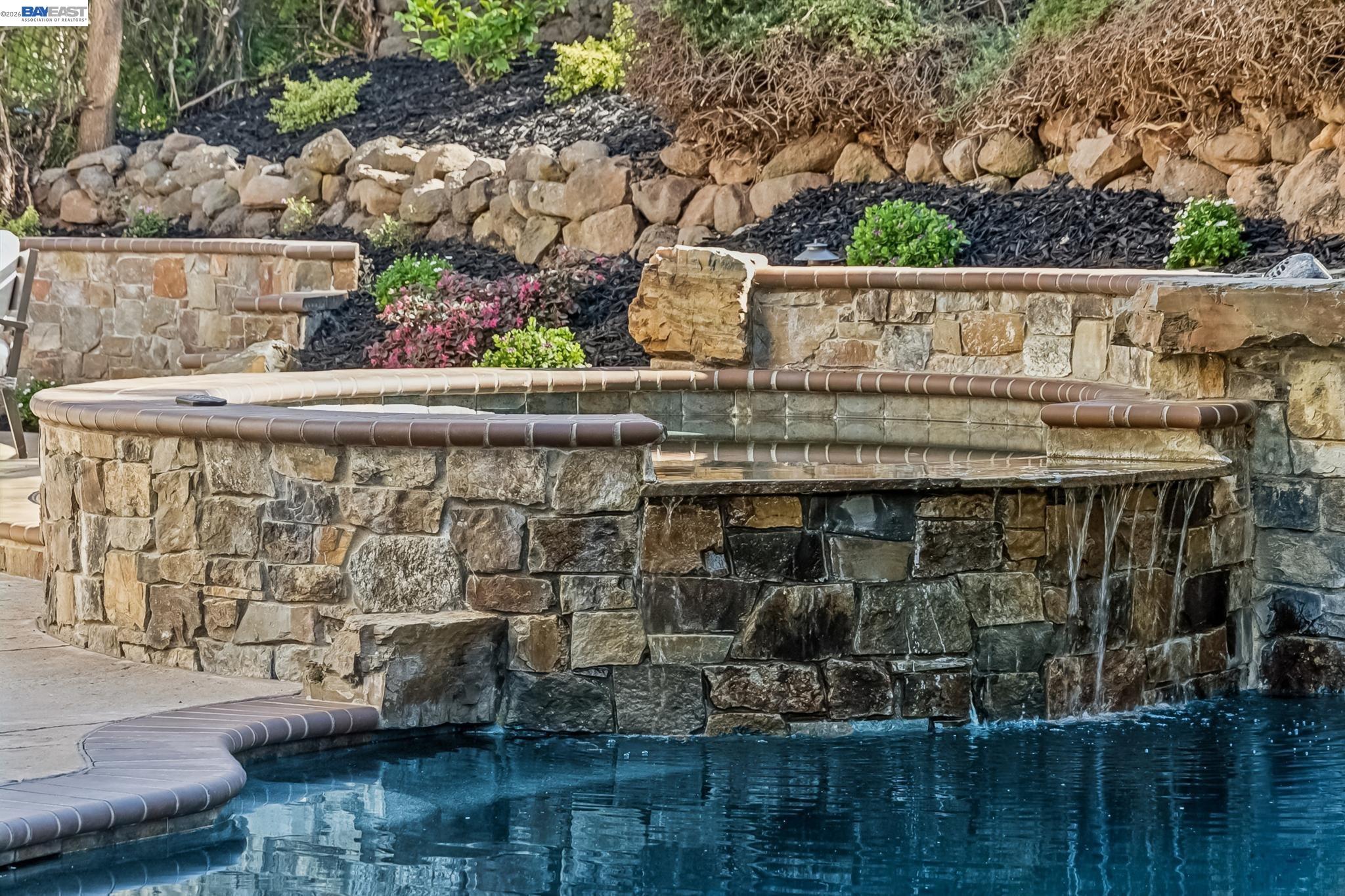 Detail Gallery Image 48 of 59 For 1039 Hopkins Way, Pleasanton,  CA 94566 - 5 Beds | 3 Baths