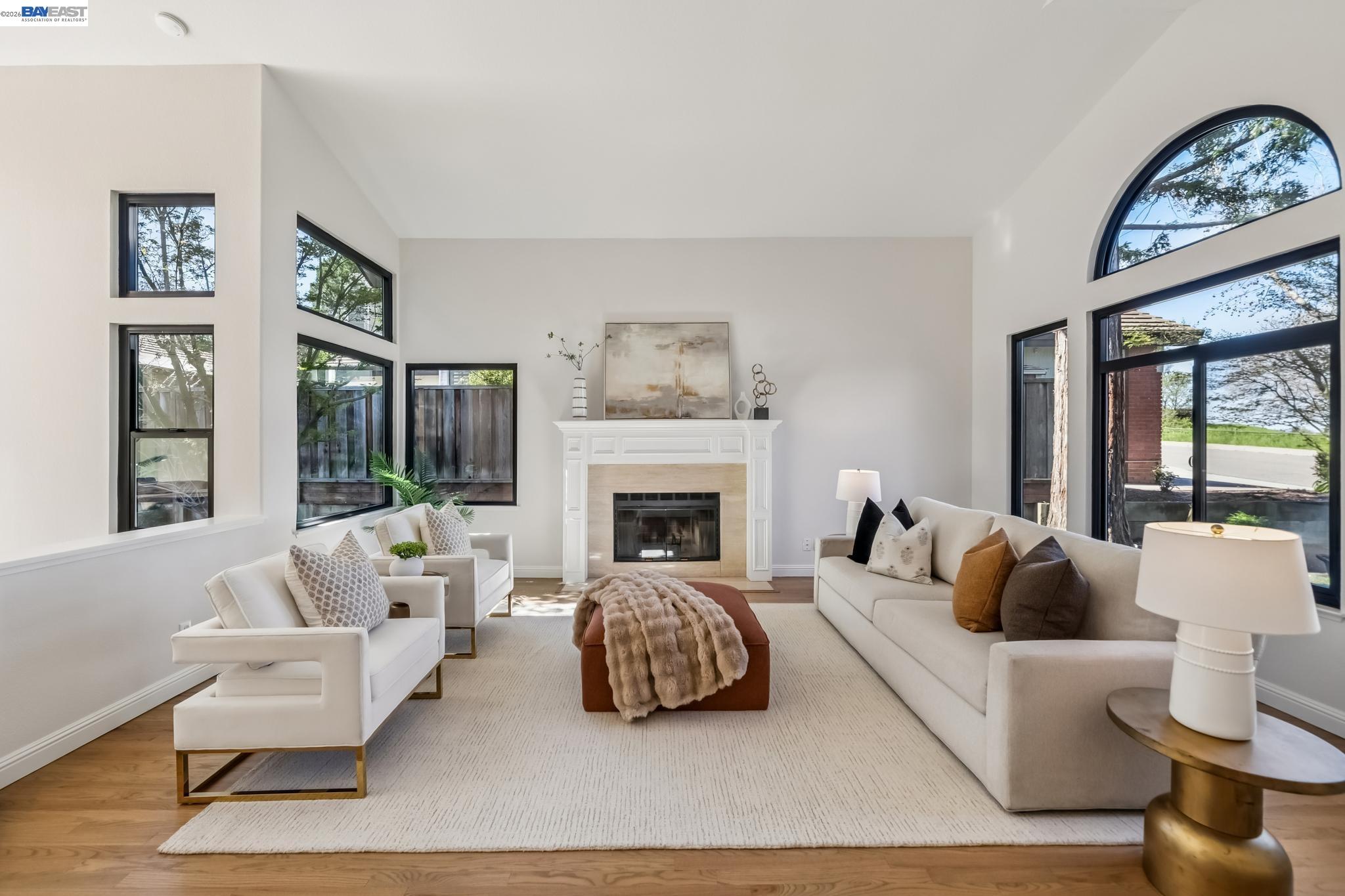 Detail Gallery Image 7 of 59 For 1039 Hopkins Way, Pleasanton,  CA 94566 - 5 Beds | 3 Baths