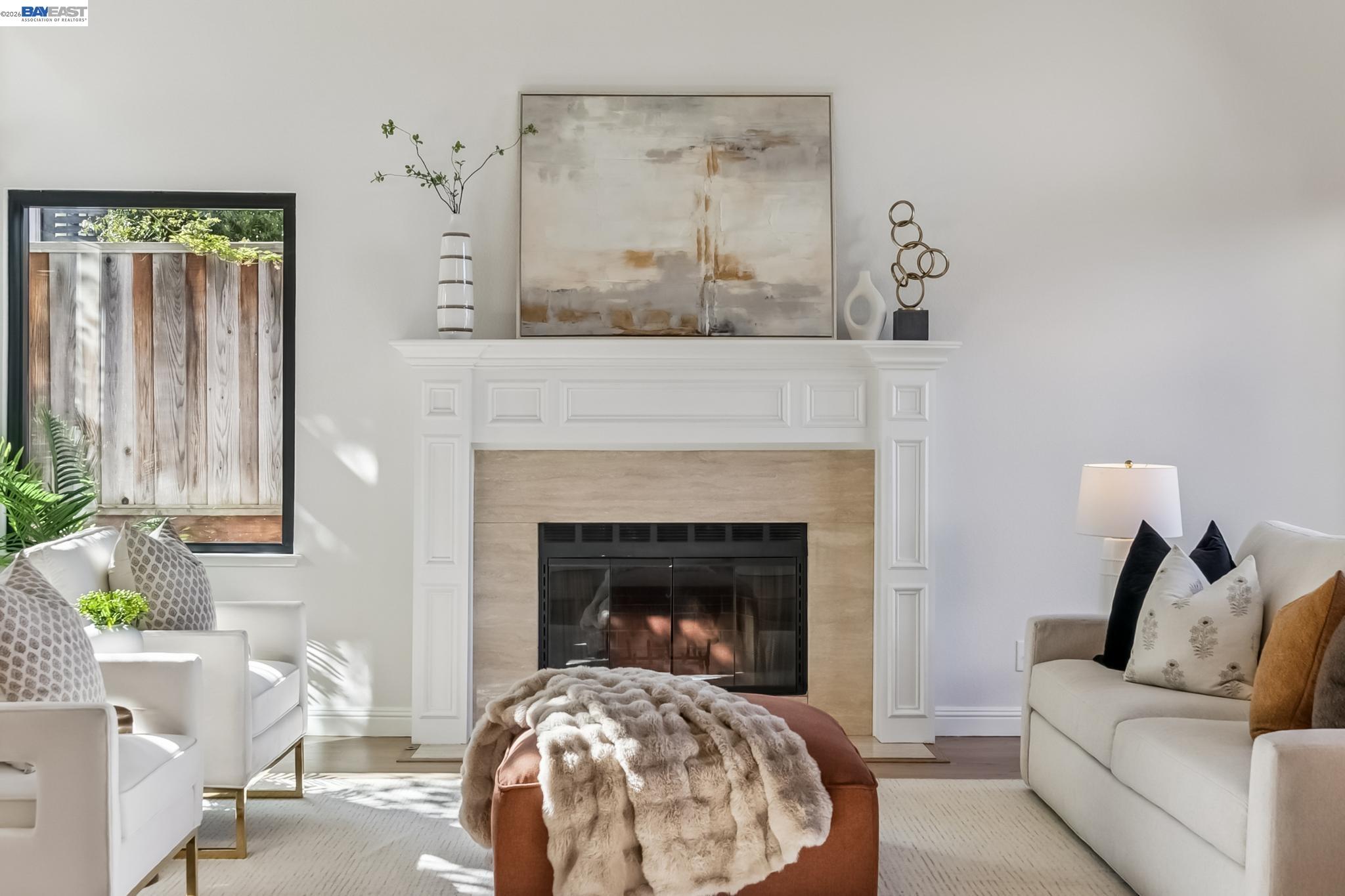 Detail Gallery Image 8 of 59 For 1039 Hopkins Way, Pleasanton,  CA 94566 - 5 Beds | 3 Baths