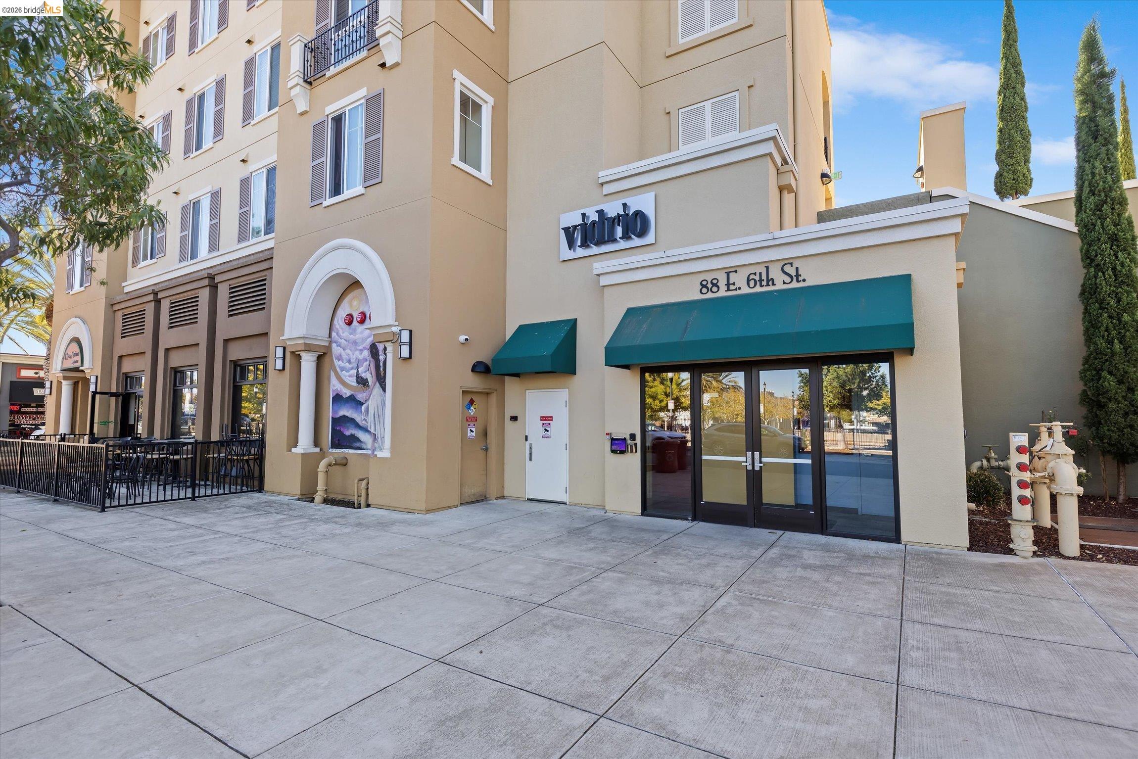 Photo #2: 41126354 Listing: Photo #2