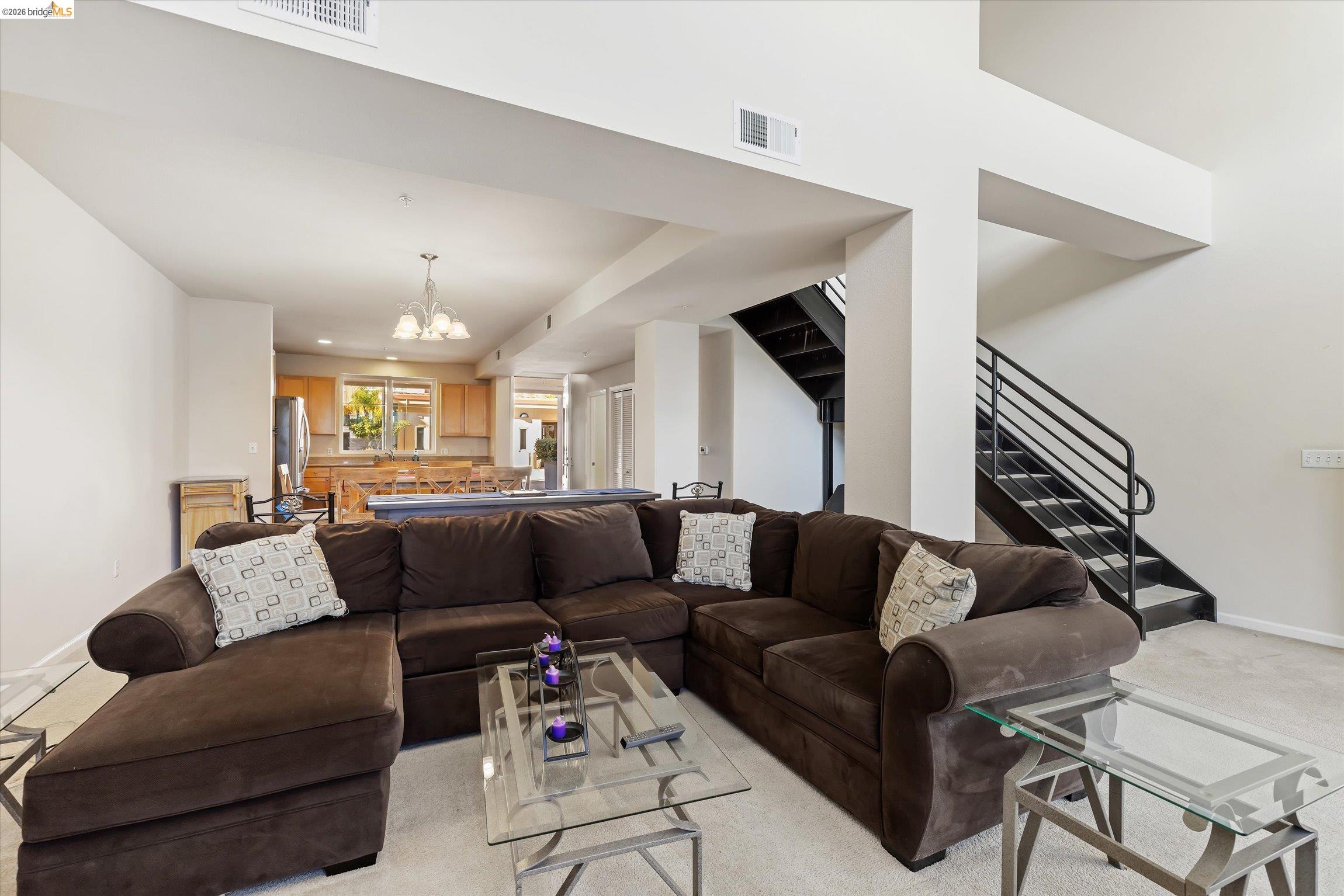 Photo #5: 41126354 Listing: Photo #5