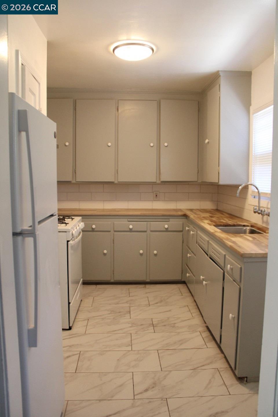 Detail Gallery Image 5 of 16 For 400 33rd #400,  Richmond,  CA 94804 - 1 Beds | 1 Baths