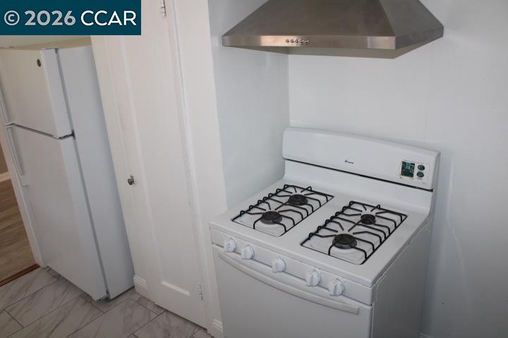 Detail Gallery Image 6 of 16 For 400 33rd #400,  Richmond,  CA 94804 - 1 Beds | 1 Baths