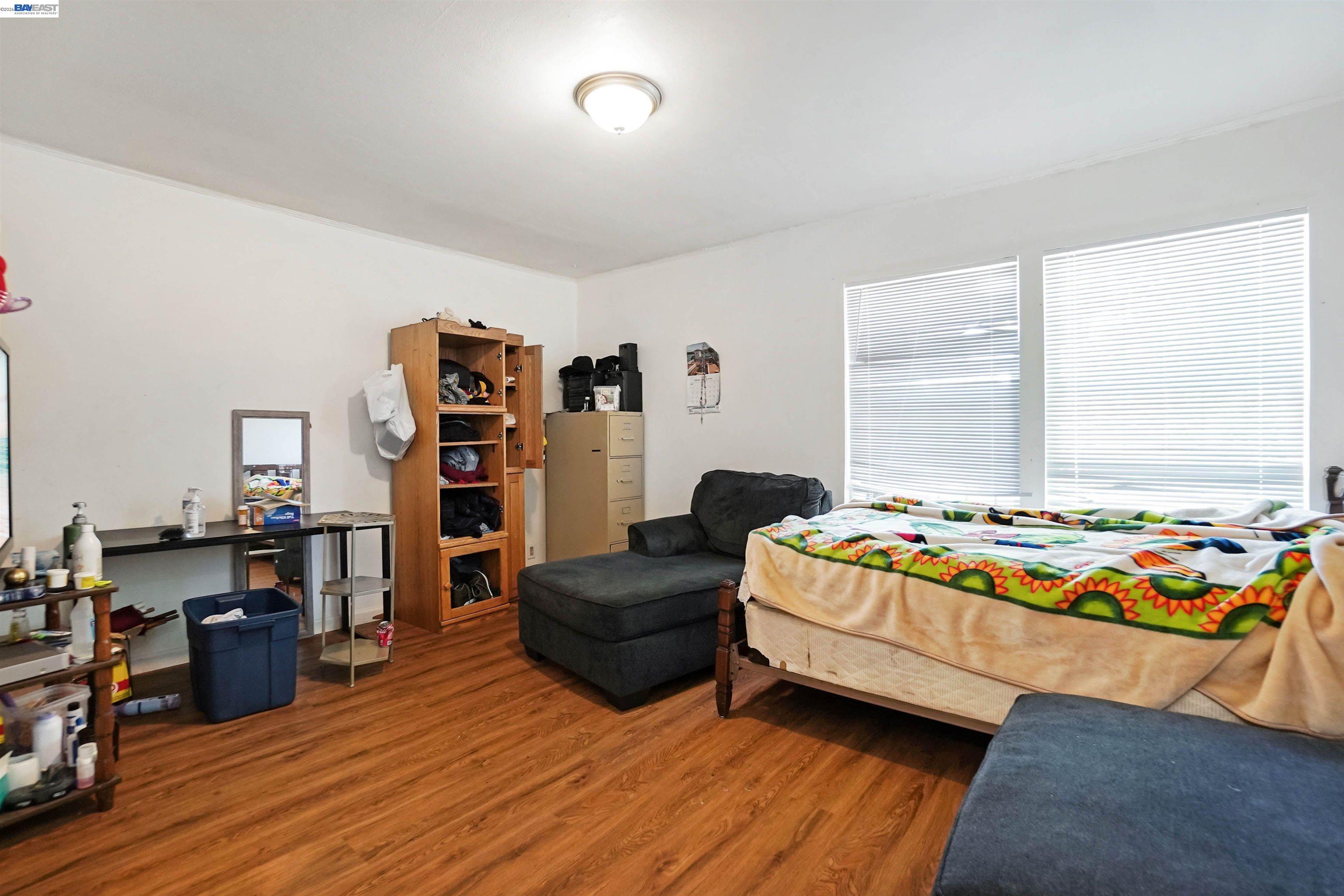 Detail Gallery Image 6 of 12 For 2504 78th Ave, Oakland,  CA 94605 - – Beds | – Baths