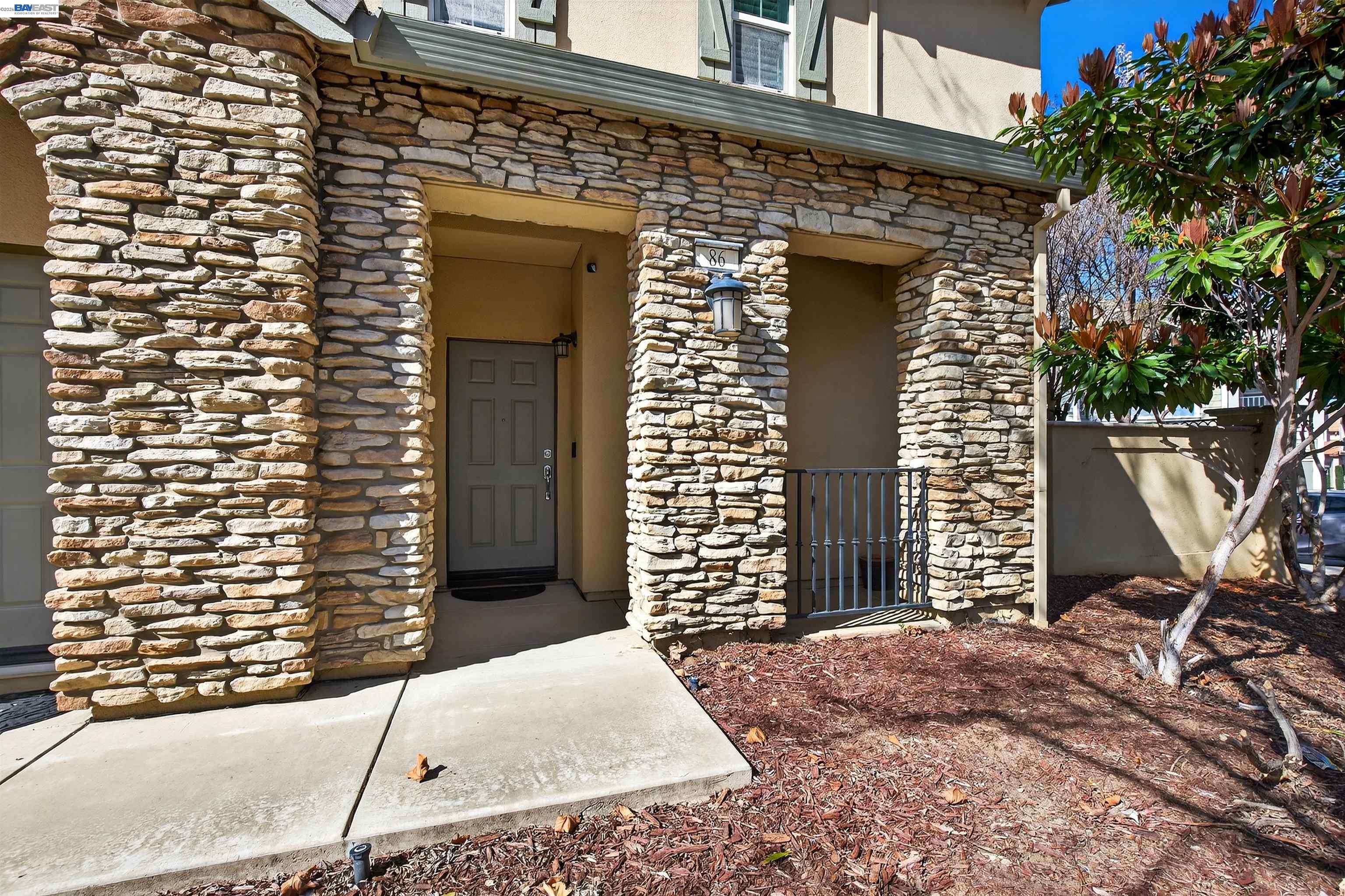 Detail Gallery Image 2 of 28 For 86 S Cortadillo St, Mountain House,  CA 95391 - 3 Beds | 3 Baths