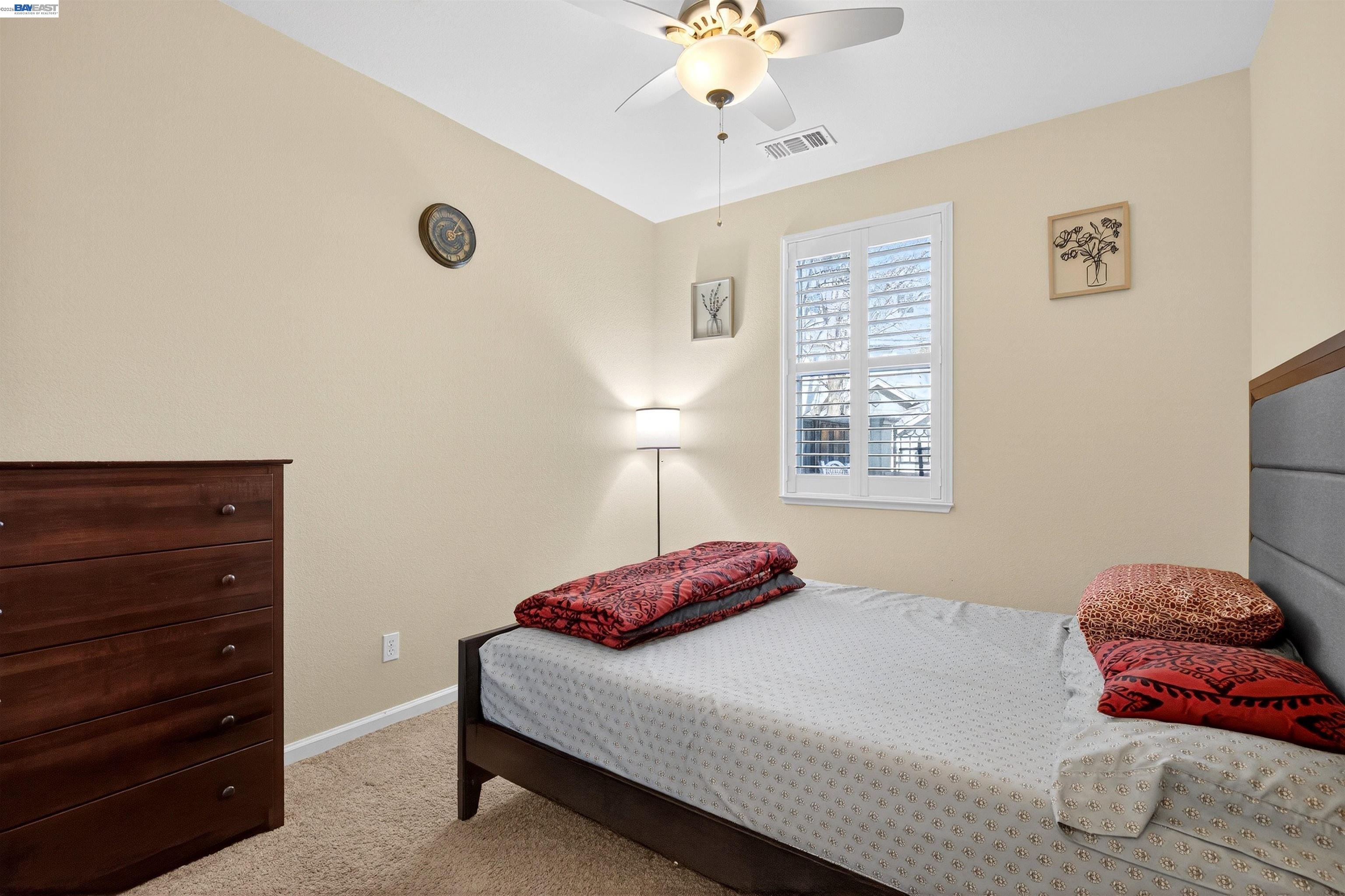 Detail Gallery Image 12 of 28 For 86 S Cortadillo St, Mountain House,  CA 95391 - 3 Beds | 3 Baths