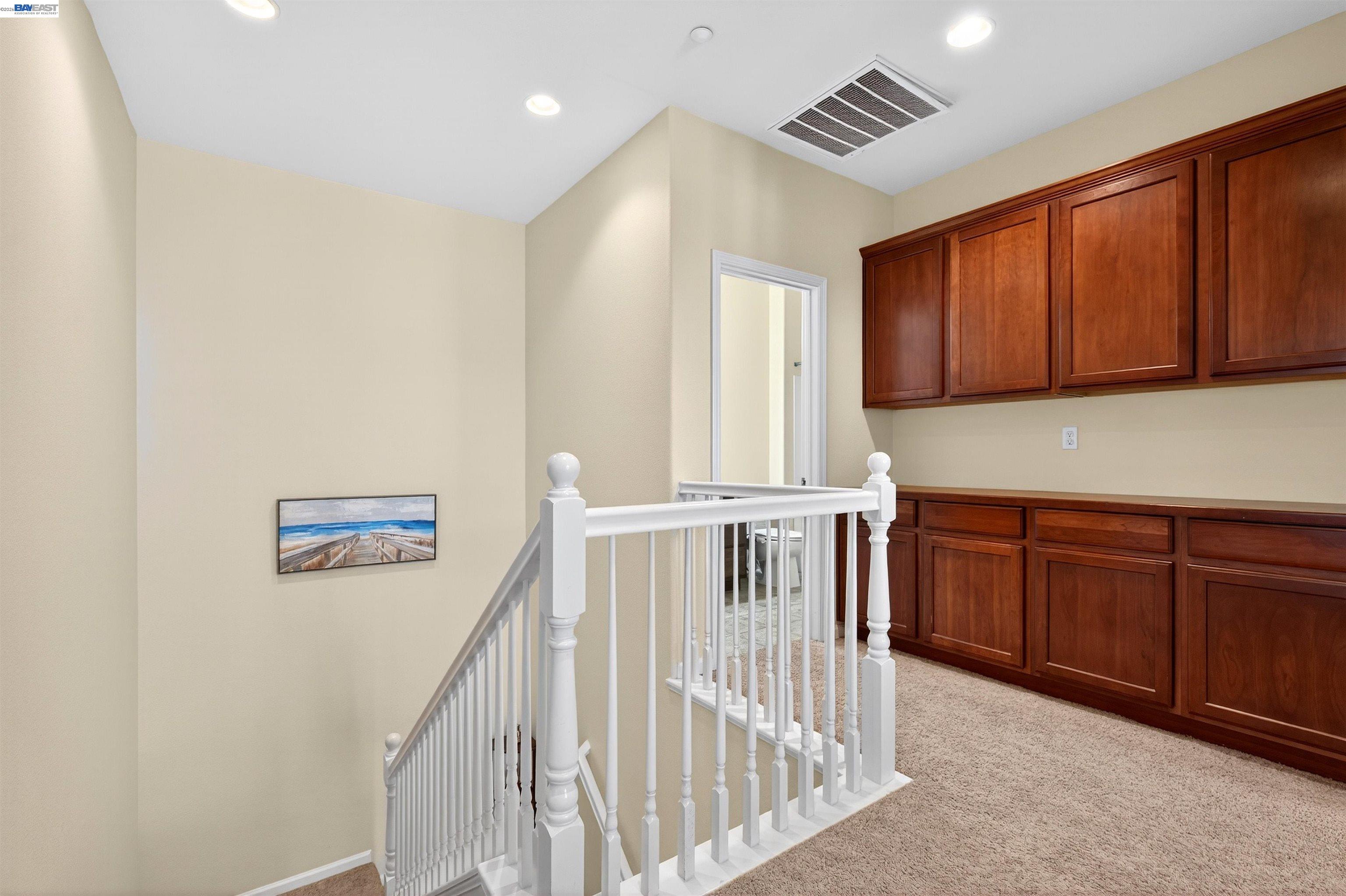 Detail Gallery Image 14 of 28 For 86 S Cortadillo St, Mountain House,  CA 95391 - 3 Beds | 3 Baths