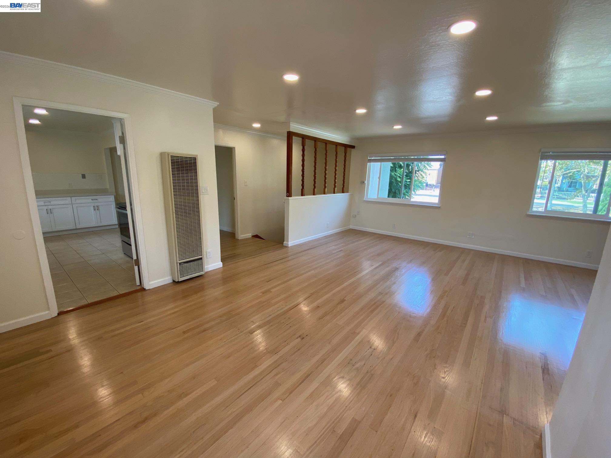 Detail Gallery Image 35 of 56 For 820 Island Dr, Alameda,  CA 94502 - – Beds | – Baths