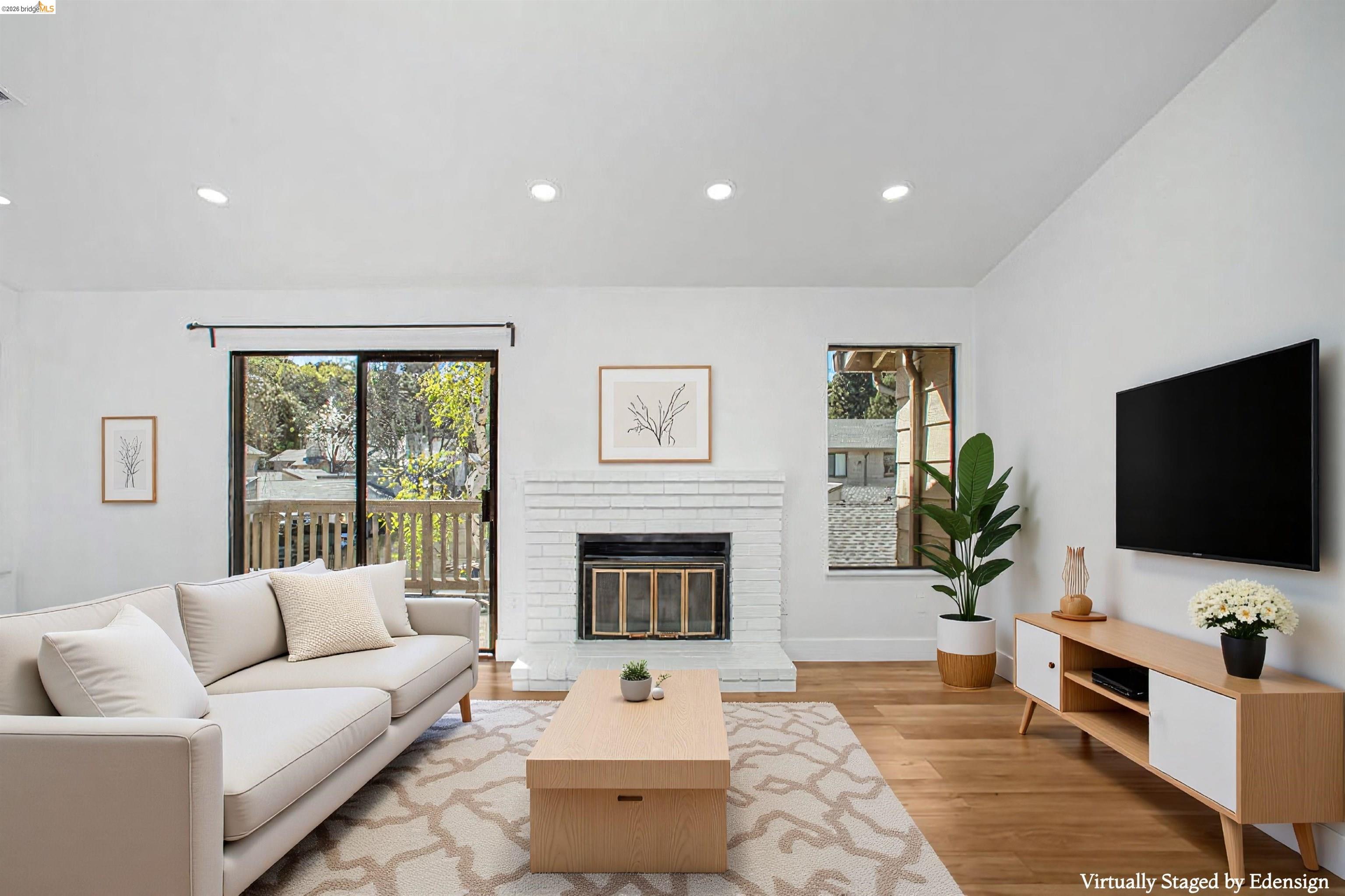 Front Image Thumbnail for EB41126373