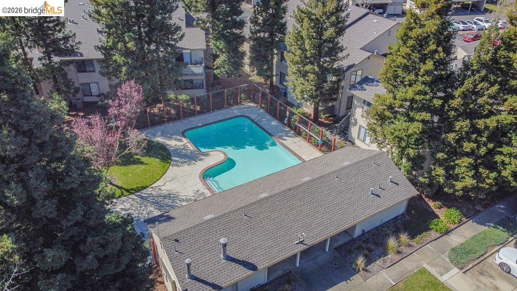 Detail Gallery Image 30 of 32 For 802 Dover, Hercules,  CA 94547 - 2 Beds | 1 Baths