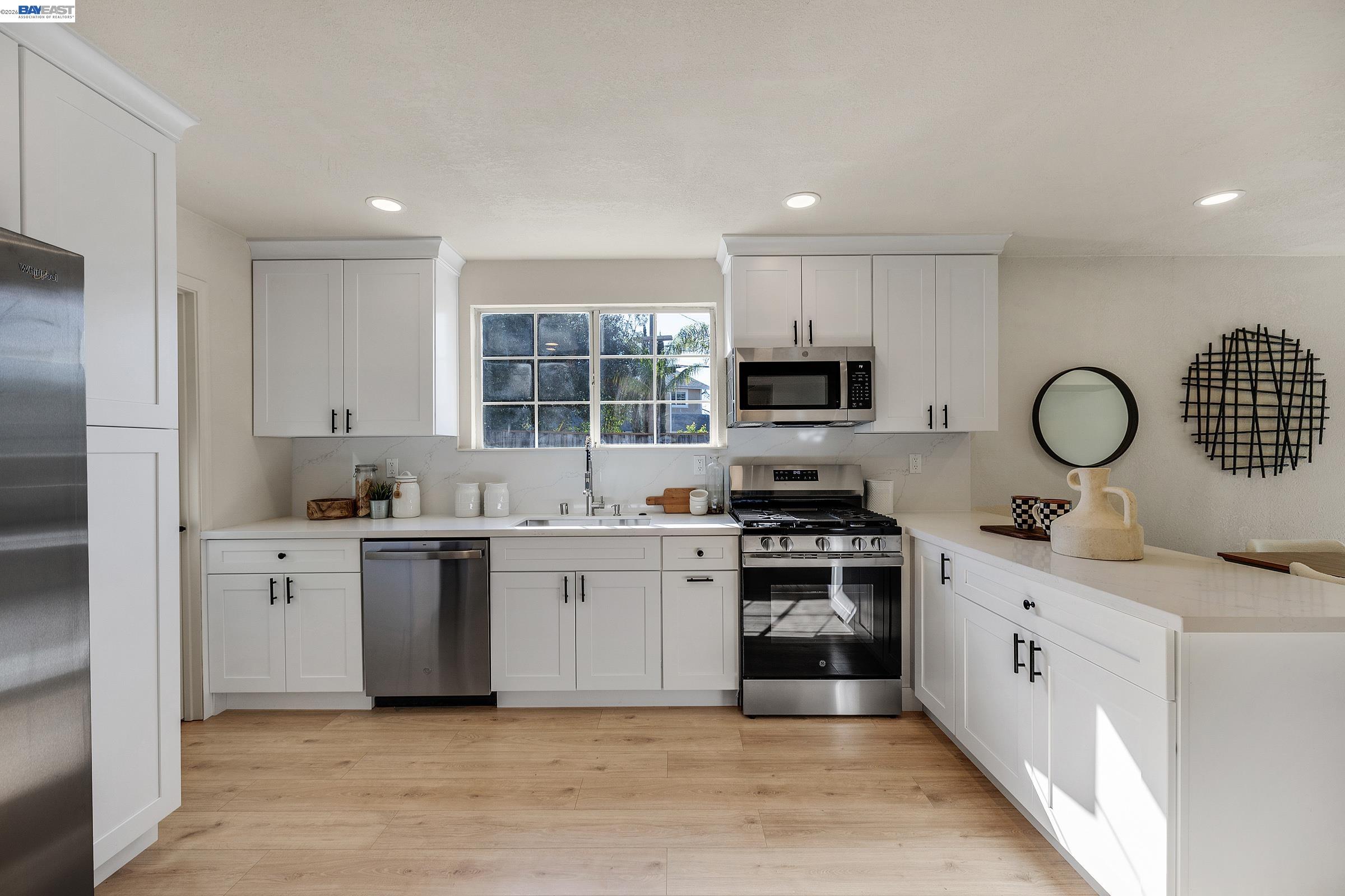 Detail Gallery Image 6 of 30 For 39773 Costa Way, Fremont,  CA 94538 - 4 Beds | 2 Baths